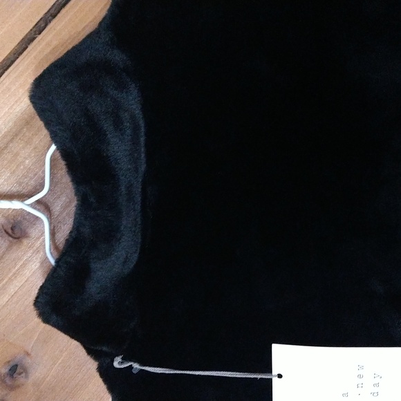 NEW! Faux Fur Quarter Zip Pullover Sweatshirt, Black- A New Day - SOFT! - Picture 5 of 10